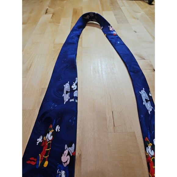 DISNEYLAND Resorts Mickey Steamboat Willie Fantasia Dancing Theme Tie Silk - Picture 5 of 12